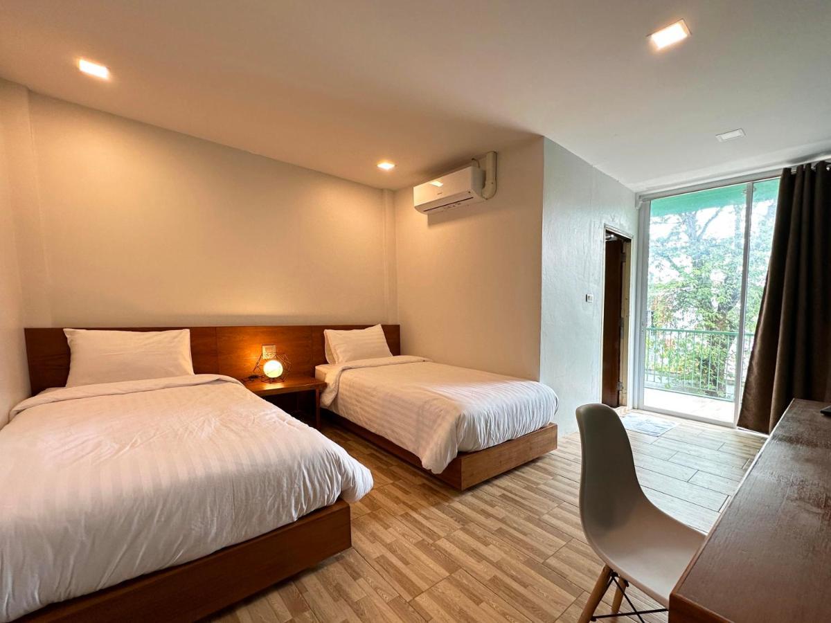 Plernpetch Hotel Surat Thani Exterior foto