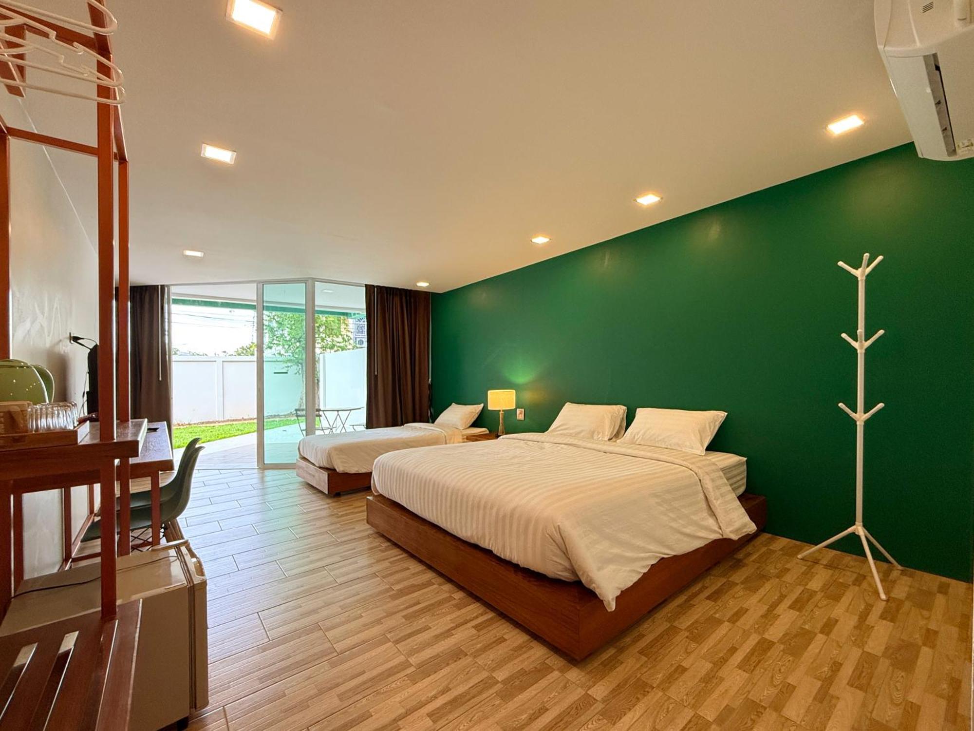 Plernpetch Hotel Surat Thani Exterior foto